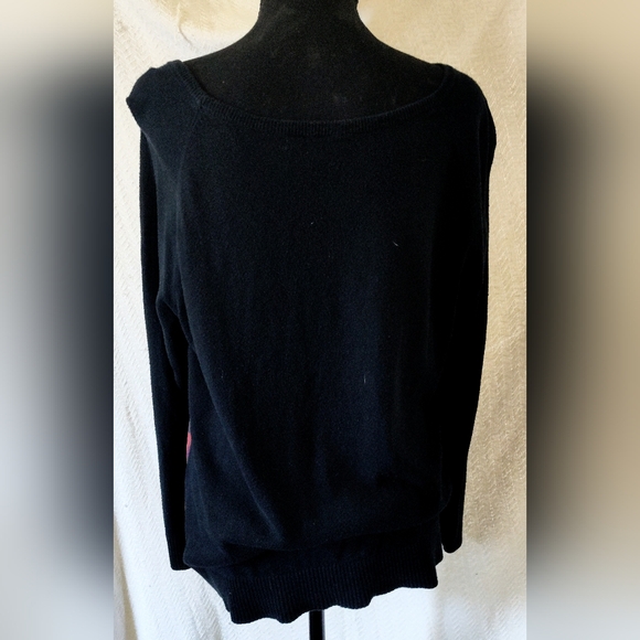 Women's Como Black Sweater Top with Printed Front - Picture 3 of 4